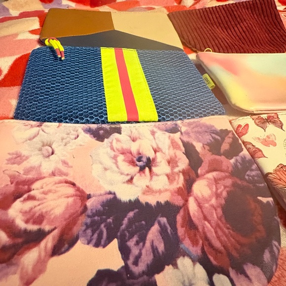 Colorful Makeup Pouch Set - Picture 2 of 4